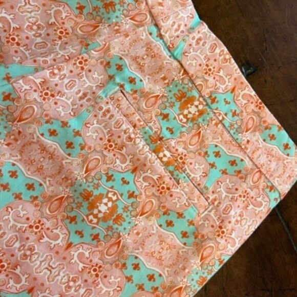 Kaeli Smith Chino Style Print Shorts Coral and Mint Medallion Design Size 4 - Picture 5 of 6